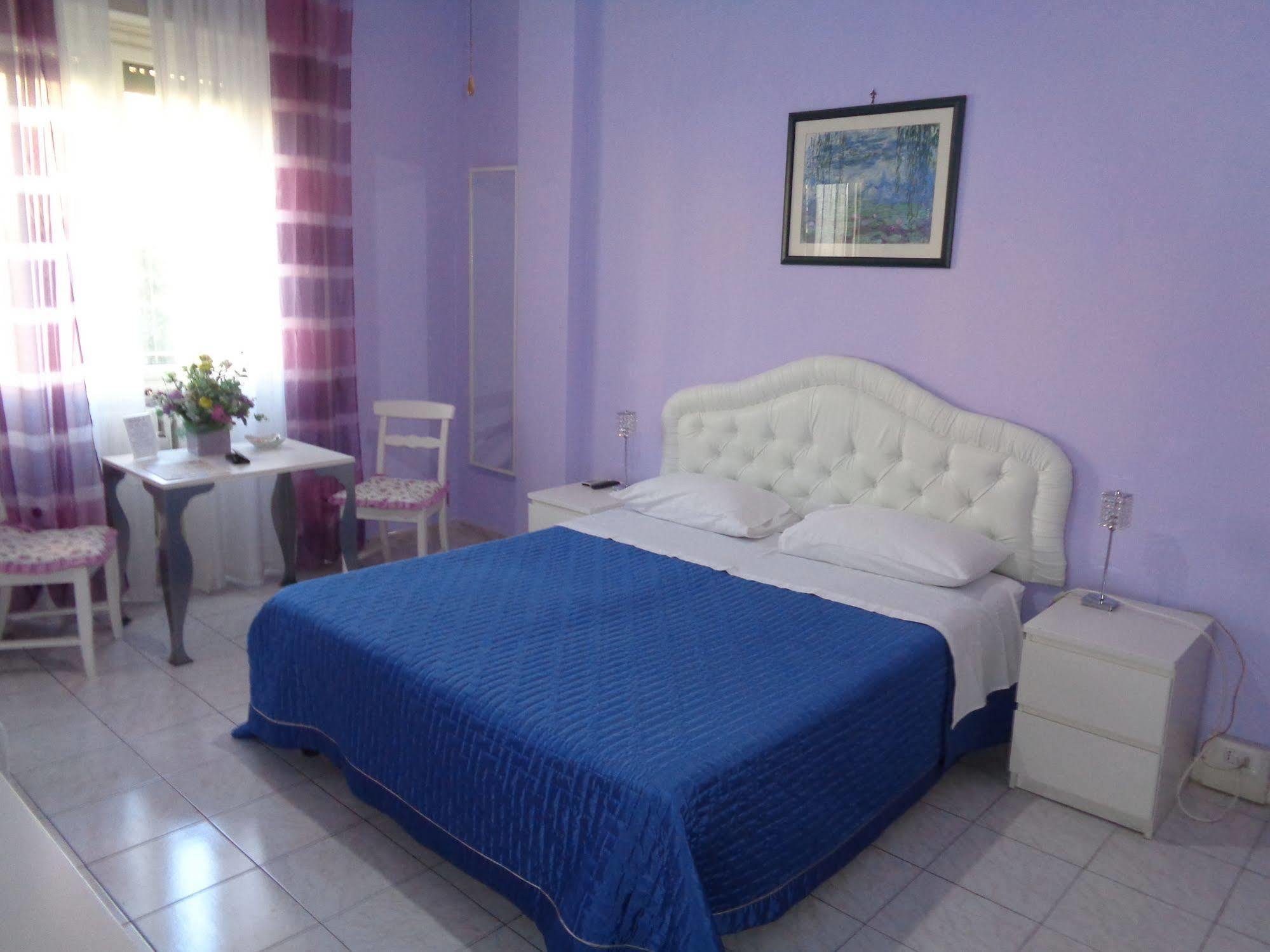 Interno 9 Hotel Rome Bagian luar foto